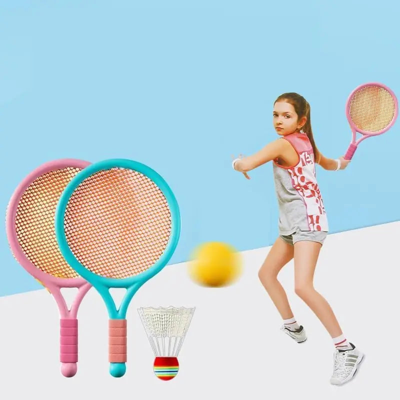 Portable Badminton Rackets And Sticks, Suitable For Competitions, Made Of Durable Materials And With A Long-lasting Grip.