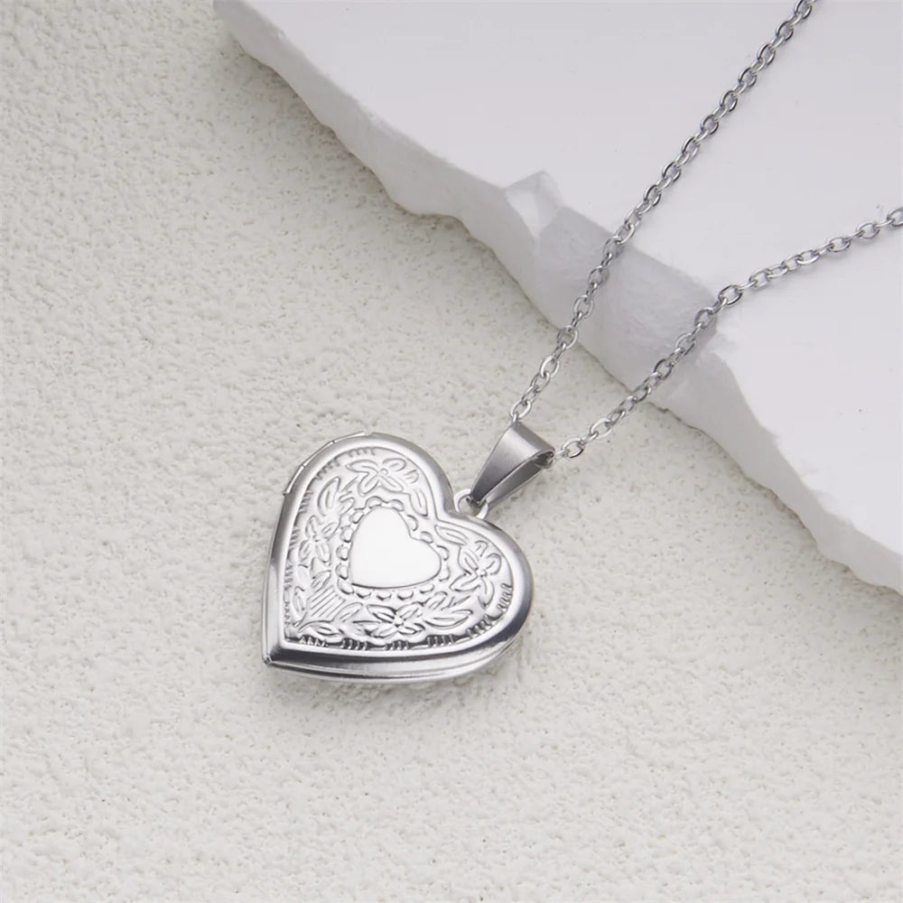 Romantic Heart Locket Pendant Openable Female Silver Color Stainless Steel Photo Frame Charm Necklace for Women Men Jewelry Gift