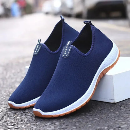 Men's Mesh Breathable Casual Running Shoes with Soft Rubber Sole