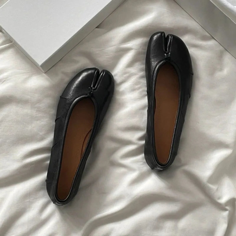 Fashion Soft Leather Split Toe Women Tabi Ballet Flats Spring Autumn Comfortable Walking Lazy Loafers Casual Girls Dance Shoes
