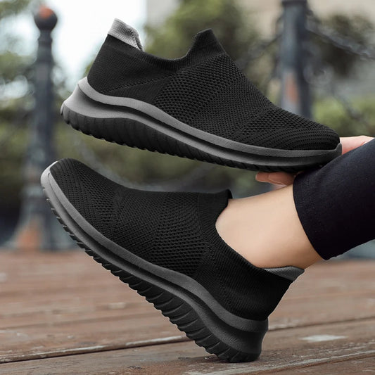Breathable Mesh Slip-On Running Shoes For Outdoor Training Unisex