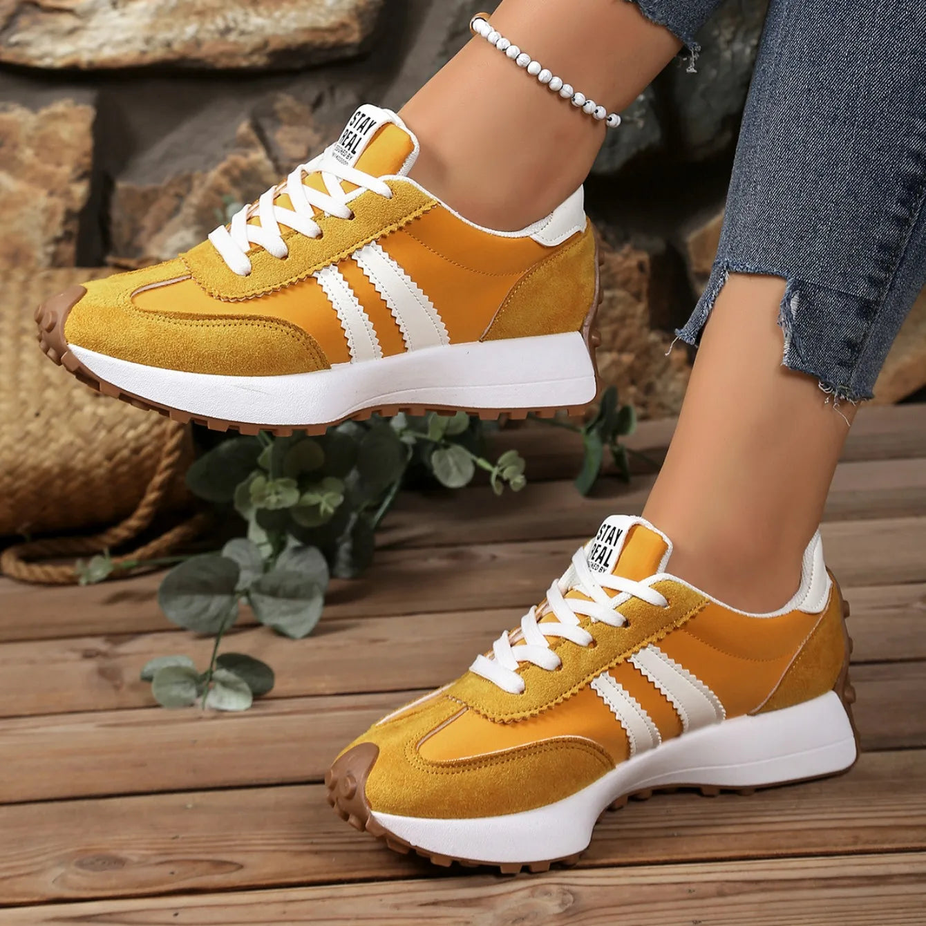 Spring Thick Bottom Women Sneakers 2025 Summer Casual Patchwork Leather Sneakers Women Outdoor Casual Comfortable Shoes Ladies