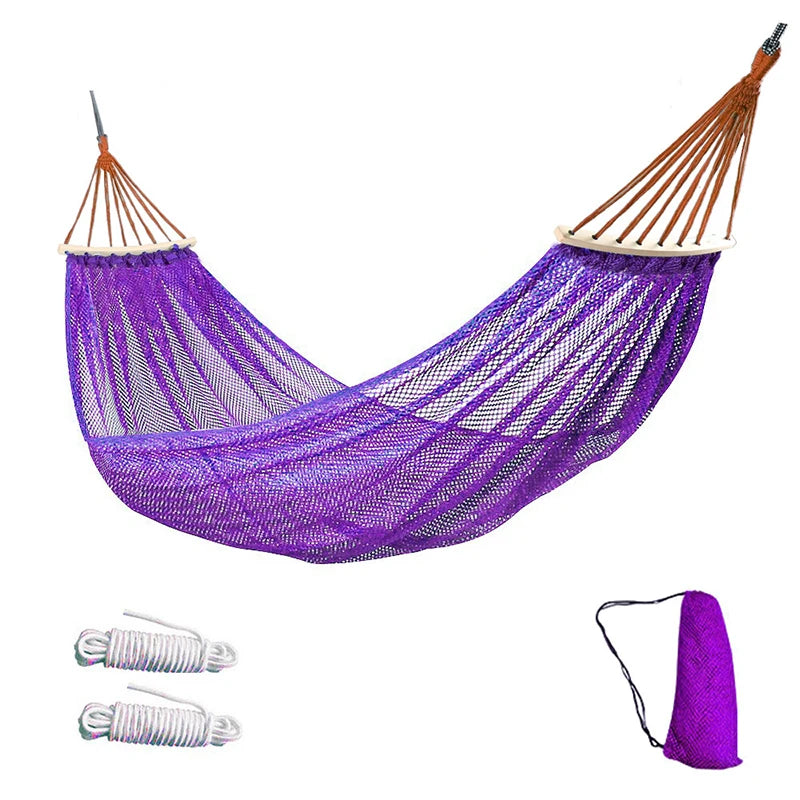 The Hammock Outdoor Ice Wire Mesh Hole Swing and Curved Rod Are Stable Sturdy and Have Good Load-bearing Capacity