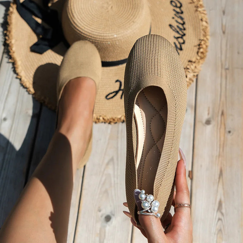 Spring Women's Flat Shoes new Knitting Sock Sneakers Breathable Slip on Female Rpound Toe Loafers 36-43 Plus Size Light Shoes