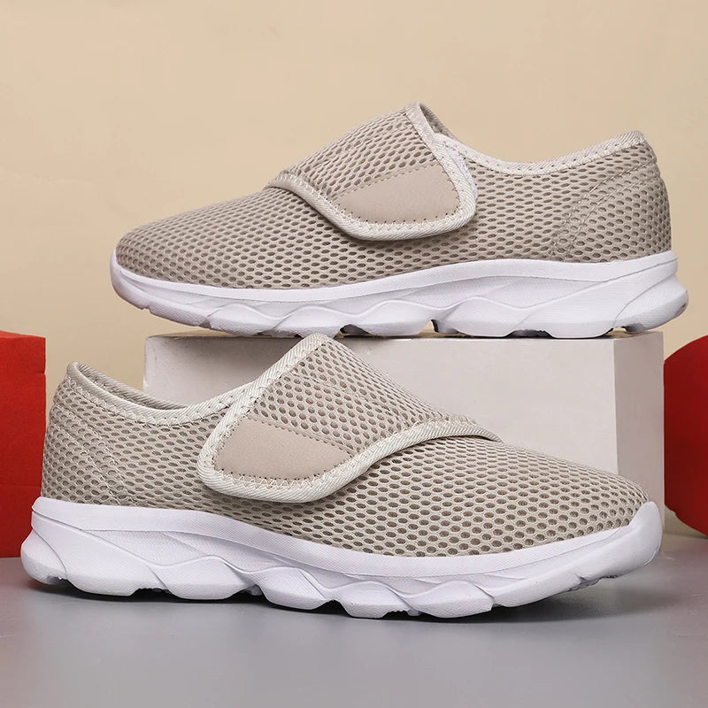 Unisex Wide Footed Shoes Women Casual Shoes Fashion Breathable Walking Mesh Flat Shoes for Men Sneakers Black Female Footwear