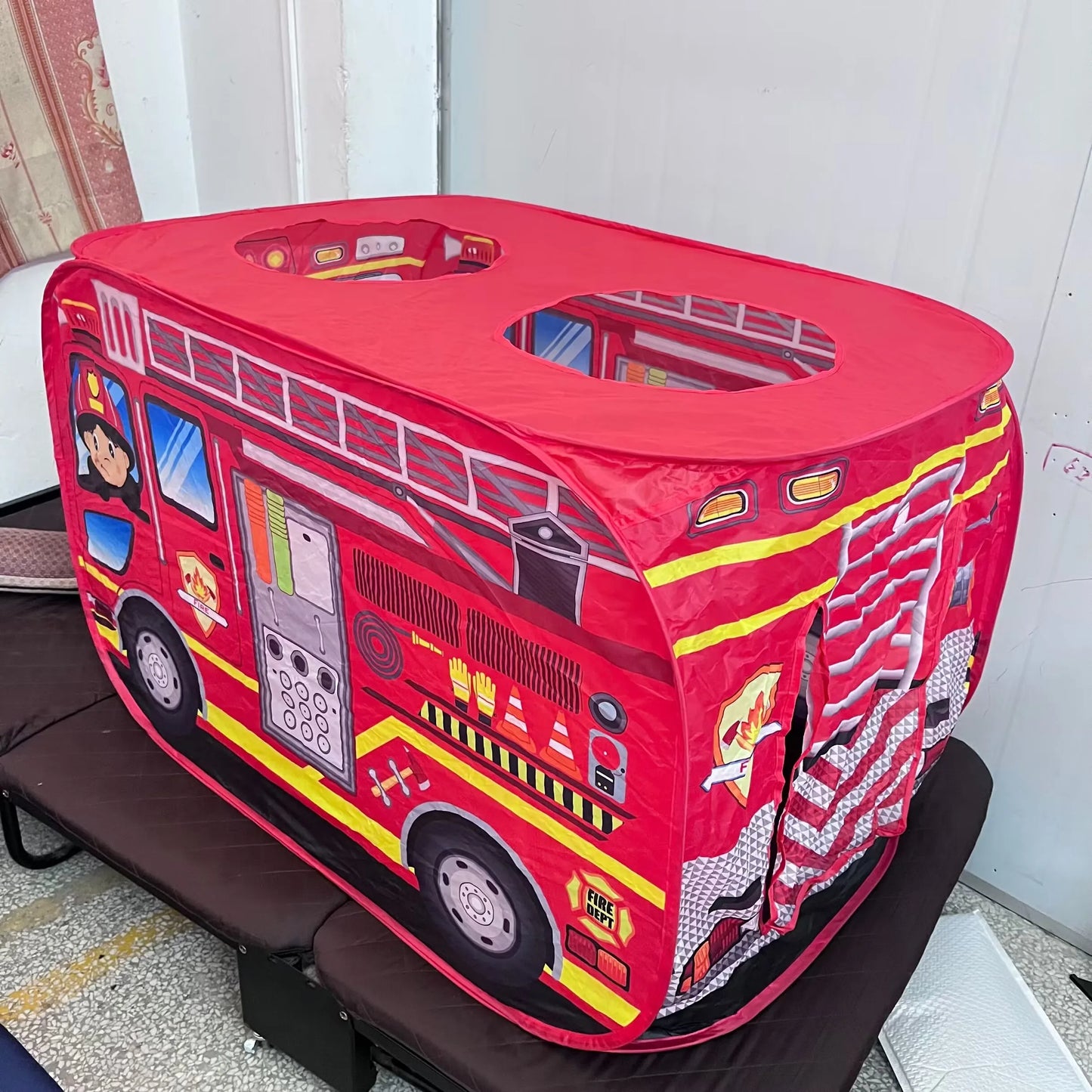 Children's Car  Tent House Fire Truck  Indoor And Outdoor Game House With Sunroof  Toys