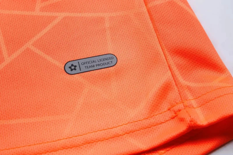 Men Kid 2024 Soccer Goalkeeper Uniform Protective Sponge Long Sleeve Football Training Goalkeeper Top Soccer Jersey Pants Custom