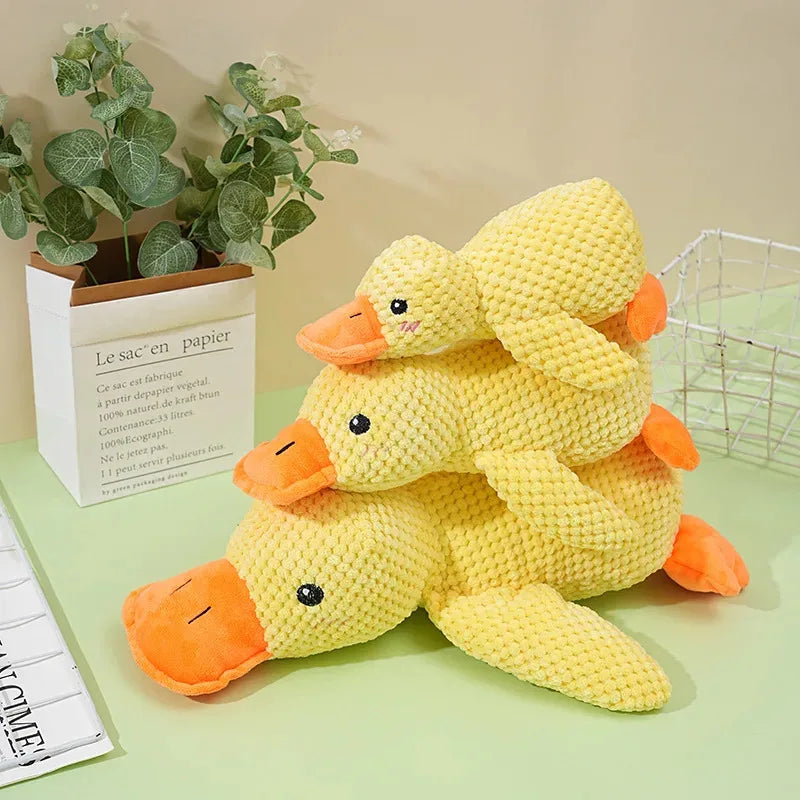 Pet Plush Calming Duck Toy for Dogs – Soft Squeaky Chew Toy for Puppies & Teeth Cleaning