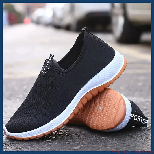 Men's Mesh Breathable Casual Running Shoes with Soft Rubber Sole