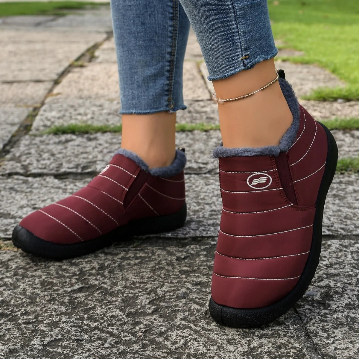 Women's boots Winter Boot with Comfortable Warm Fur Lined Ankle Booties Outdoor Slip On Waterproof Short Boots