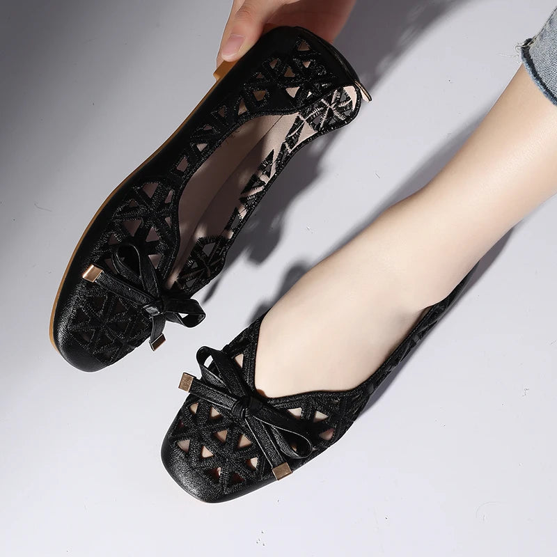 New Women's Retro Bow Single Shoes - Hollow Breathable Shallow Cut Square Head Shoes, Comfortable Soft Sole Flat Shoes