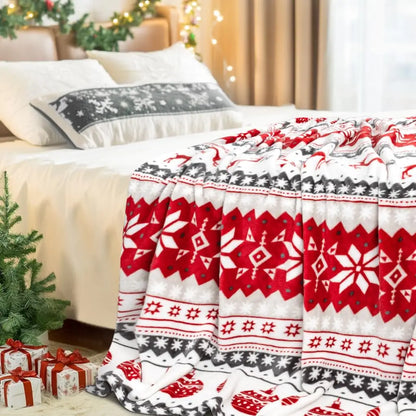 Polyester Coral Fleece Blanket Throw With Printed Winter Snowflakes And Reindeer
