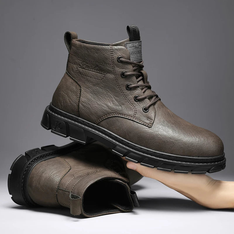 Winter Men Boots Outdoor Leather Ankle Boots Lightweight High Top Casual Boots Designer Male Work Boots Classic Handmade Boots