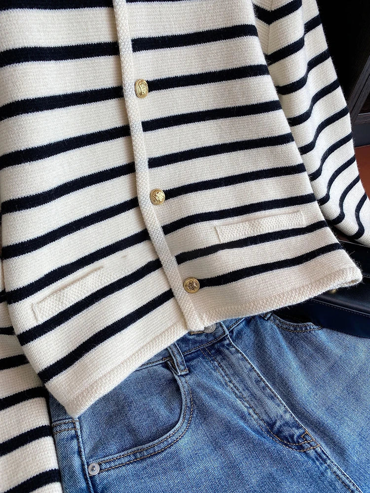 AOSSVIAO New 2025 Women Spring Autumn Sweaters O-neck Stripe Knitted Cardigan Fashion Long Sleeve Casual Short Tops Korean Style
