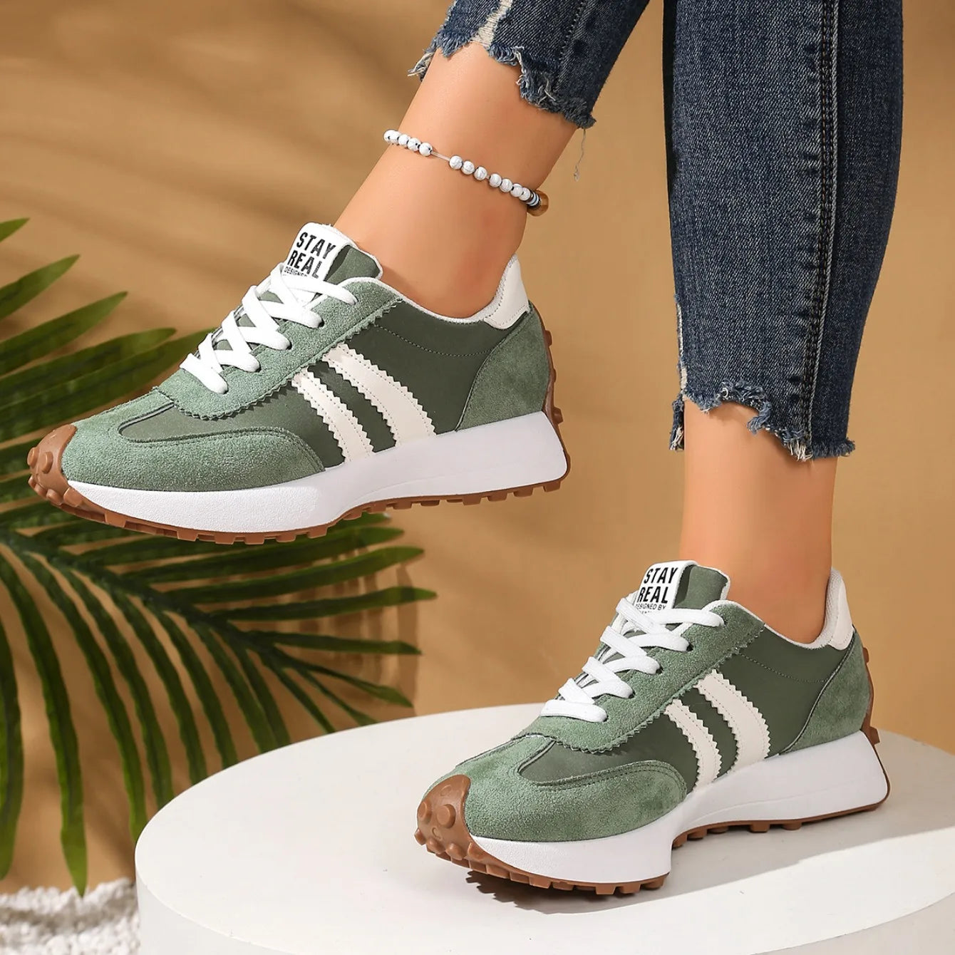 Spring Thick Bottom Women Sneakers 2025 Summer Casual Patchwork Leather Sneakers Women Outdoor Casual Comfortable Shoes Ladies