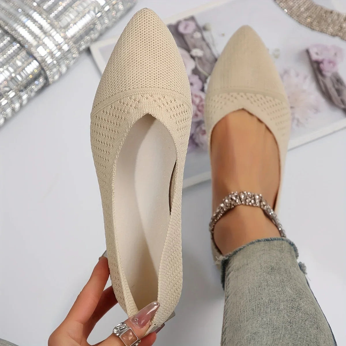 Women's Pointed Toe Flat Shoes Solid Color Knitted Slip on Ladies Shoes Casual Breathable Ballet Women Flat Shoes Loafers Women