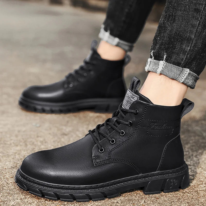 Winter Men Boots Outdoor Leather Ankle Boots Lightweight High Top Casual Boots Designer Male Work Boots Classic Handmade Boots