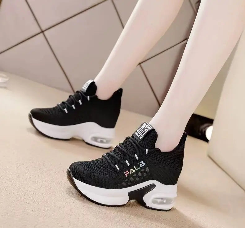 Breathable Thick Bottom Comfortable Women's Sneakers 2024 New Womens Lace Up Wedge Shoes Versatile Female Shoes