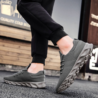 Men's Running Shoes Breathable Antiskid Wear-Resistant Casual Sneakers