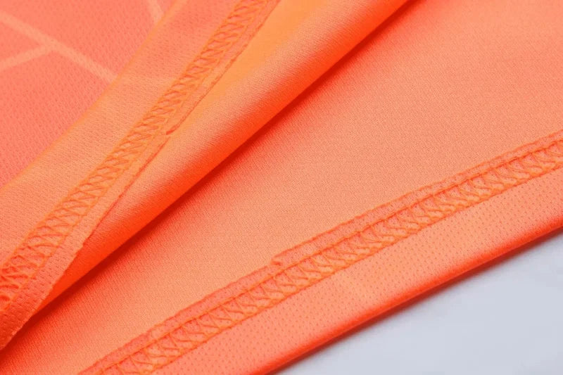 Men Kid 2024 Soccer Goalkeeper Uniform Protective Sponge Long Sleeve Football Training Goalkeeper Top Soccer Jersey Pants Custom